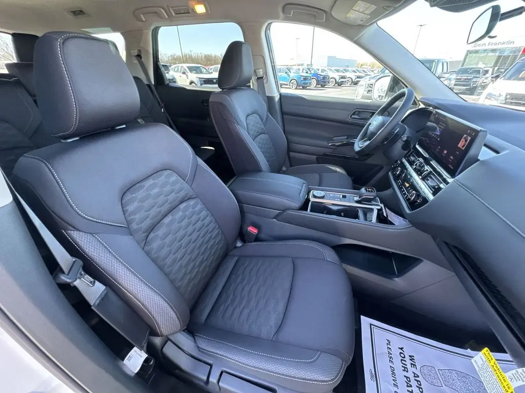 2026 Nissan Pathfinder - $38,455