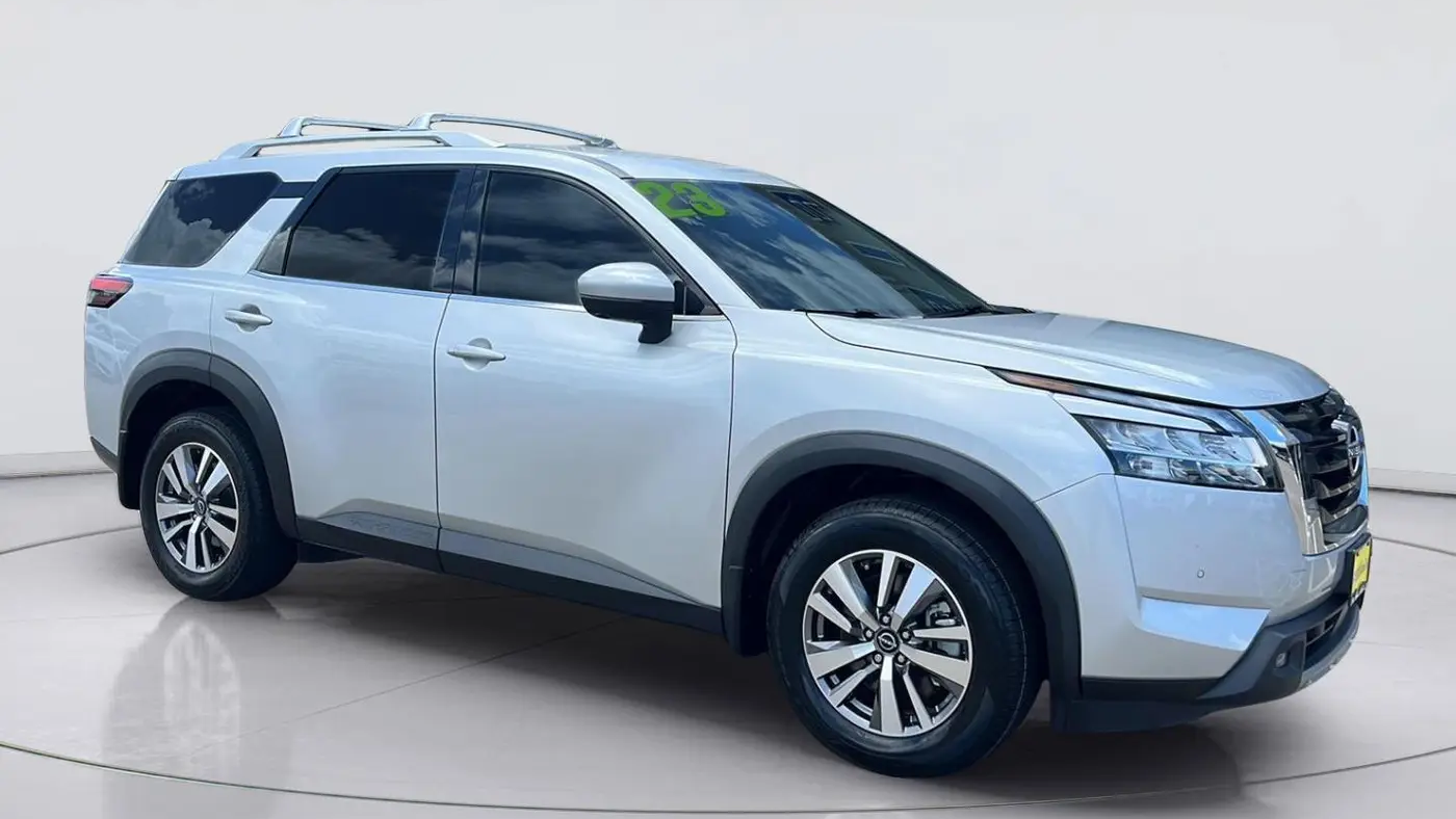 Preowned 2023 Nissan Pathfinder SL for Sale