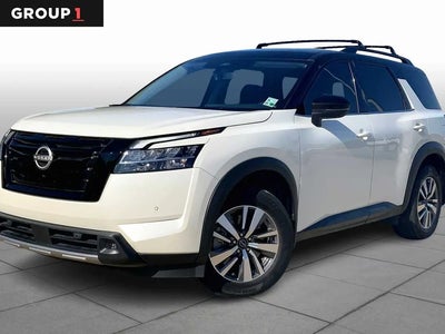 Photo of a 2023 Nissan Pathfinder SL 4DR SUV for sale