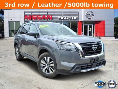 2025 Nissan Pathfinder SL 4DR SUV