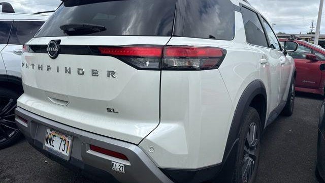 2023 Nissan Pathfinder SL