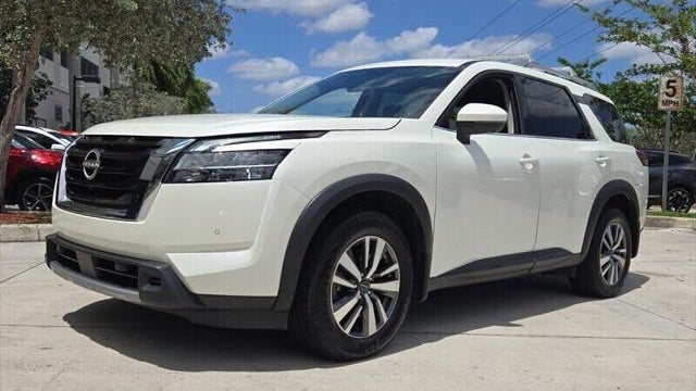 Preowned 2024 Nissan Pathfinder SL for Sale