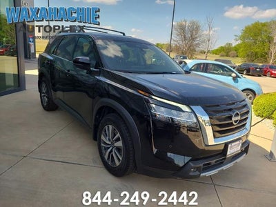 2024 Nissan Pathfinder SL 4DR SUV