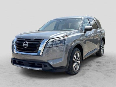 2025 Nissan Pathfinder SL 4DR SUV