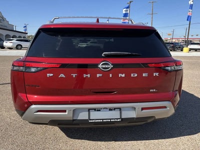 2023 Nissan Pathfinder SL 4DR SUV