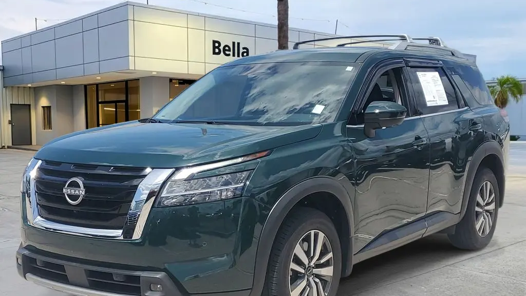 Preowned 2024 Nissan Pathfinder SL for Sale