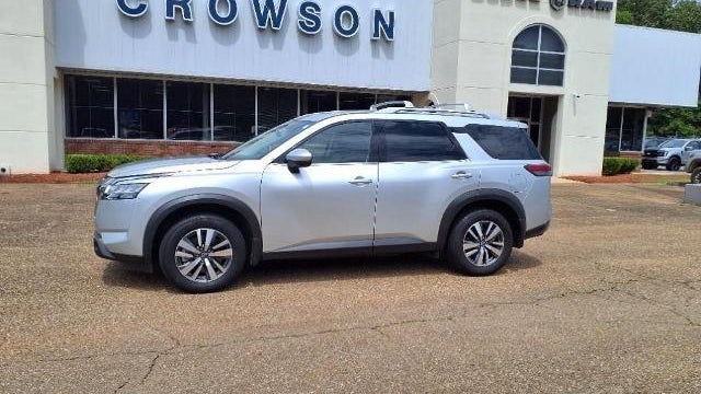 Preowned 2024 Nissan Pathfinder SL for Sale