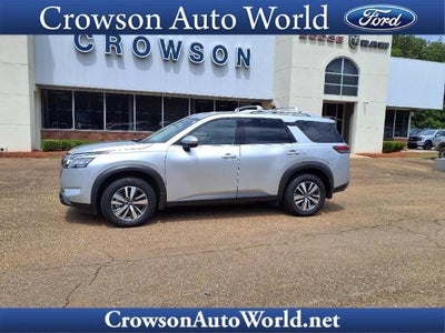 Photo of a 2024 Nissan Pathfinder SL 4DR SUV for sale