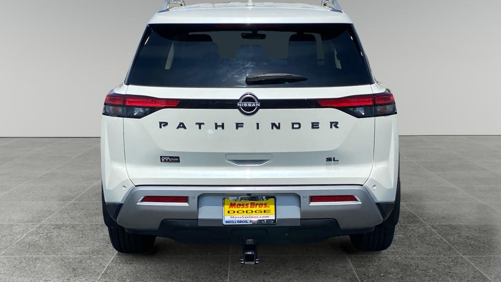 2024 Nissan Pathfinder SL