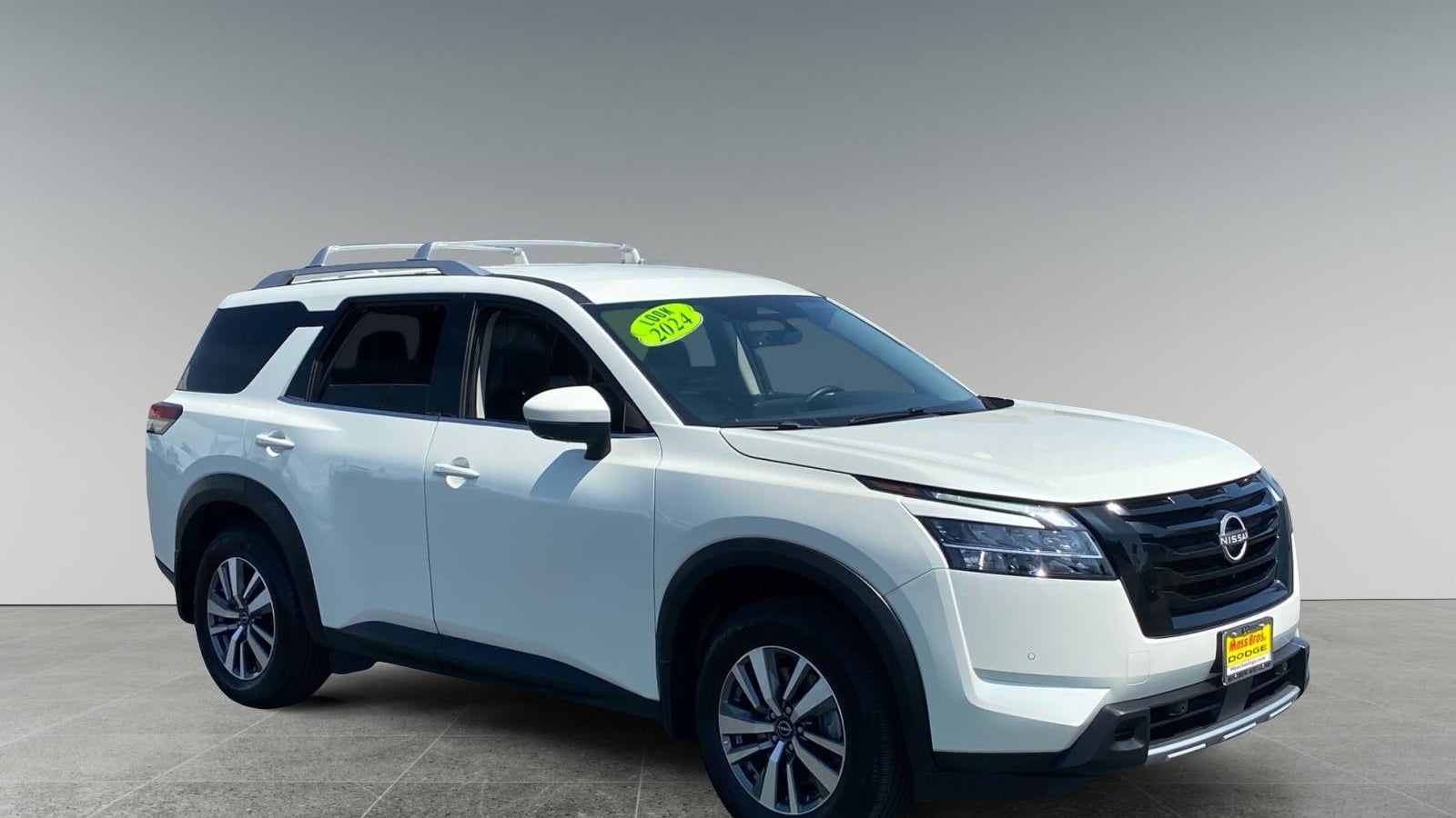 2024 Nissan Pathfinder SL