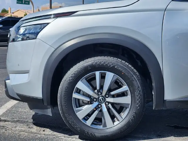 2025 Nissan Pathfinder - $30,995