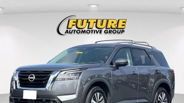 2024 Nissan Pathfinder SL