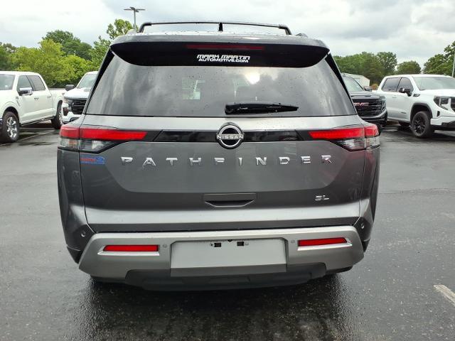 2022 Nissan Pathfinder - $26,900