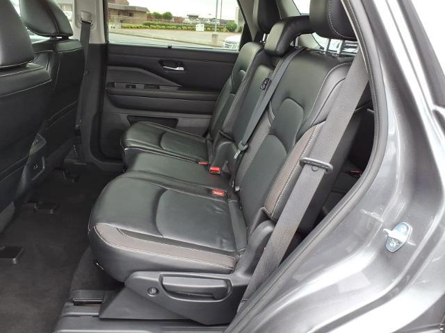 2022 Nissan Pathfinder - $26,900