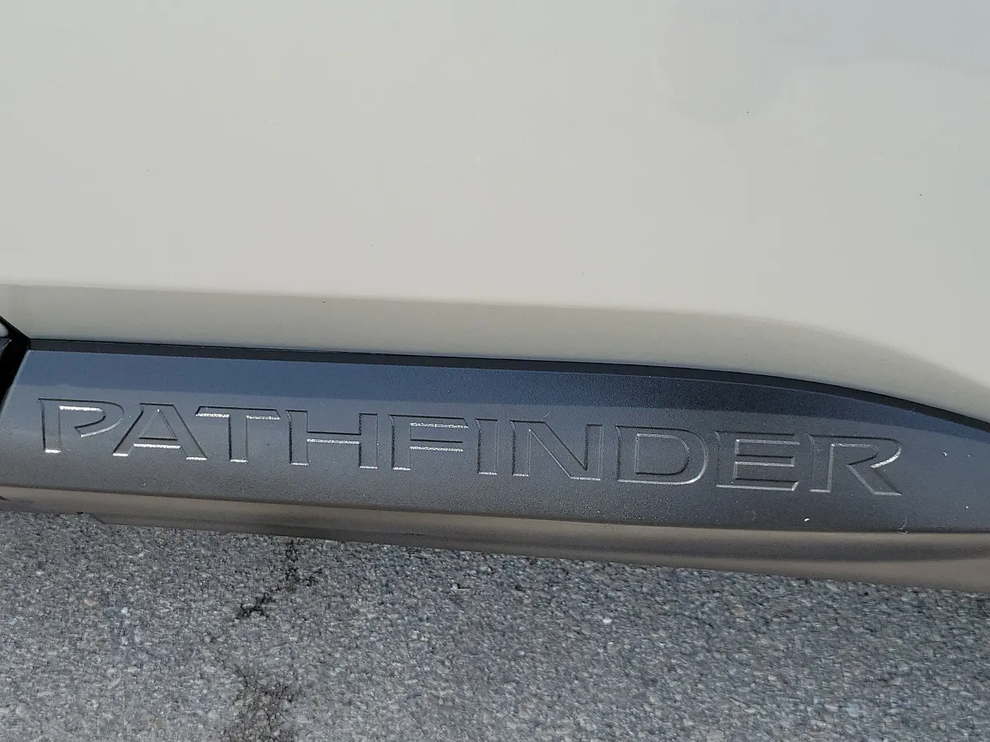 2024 Nissan Pathfinder - $24,990