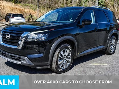 2025 Nissan Pathfinder SL 4DR SUV