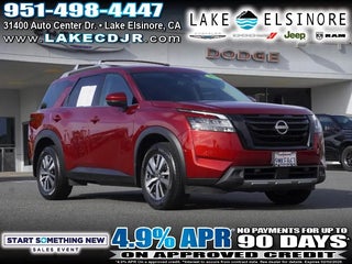 2024 Nissan Pathfinder with Scarlet Ember Exterior