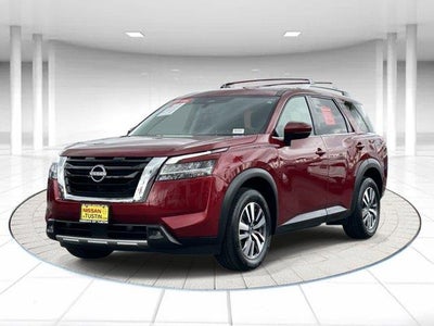 Photo of a 2023 Nissan Pathfinder SL 4DR SUV for sale