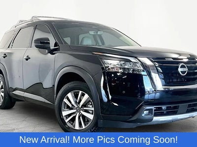 Photo of a 2024 Nissan Pathfinder SL 4DR SUV for sale