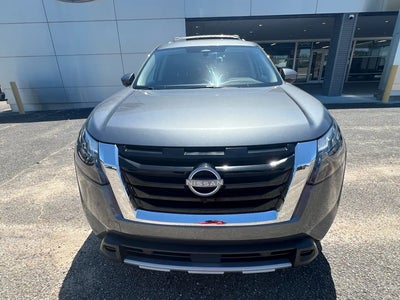 Photo of a 2025 Nissan Pathfinder SL 4DR SUV for sale