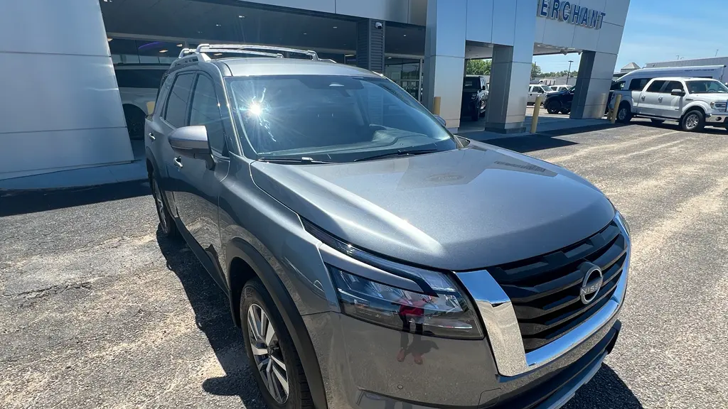 Preowned 2025 Nissan Pathfinder SL for Sale