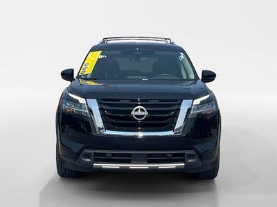 2024 Nissan Pathfinder SL 4DR SUV