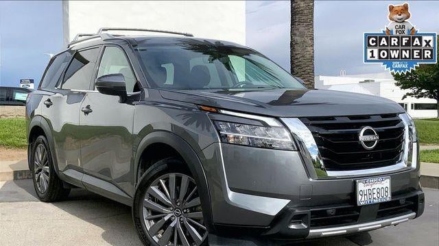 2023 Nissan Pathfinder SL