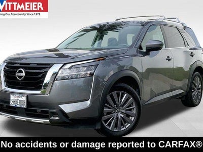 2023 Nissan Pathfinder SL 4DR SUV