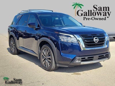2022 Nissan Pathfinder SL 4DR SUV