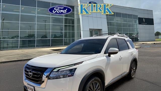 2022 Nissan Pathfinder SL