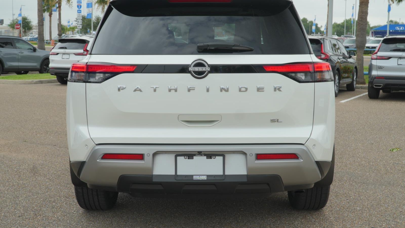 2023 Nissan Pathfinder SL