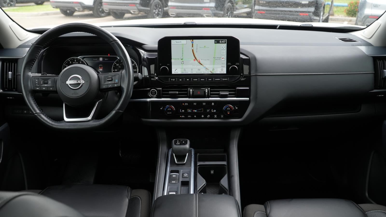 2023 Nissan Pathfinder SL