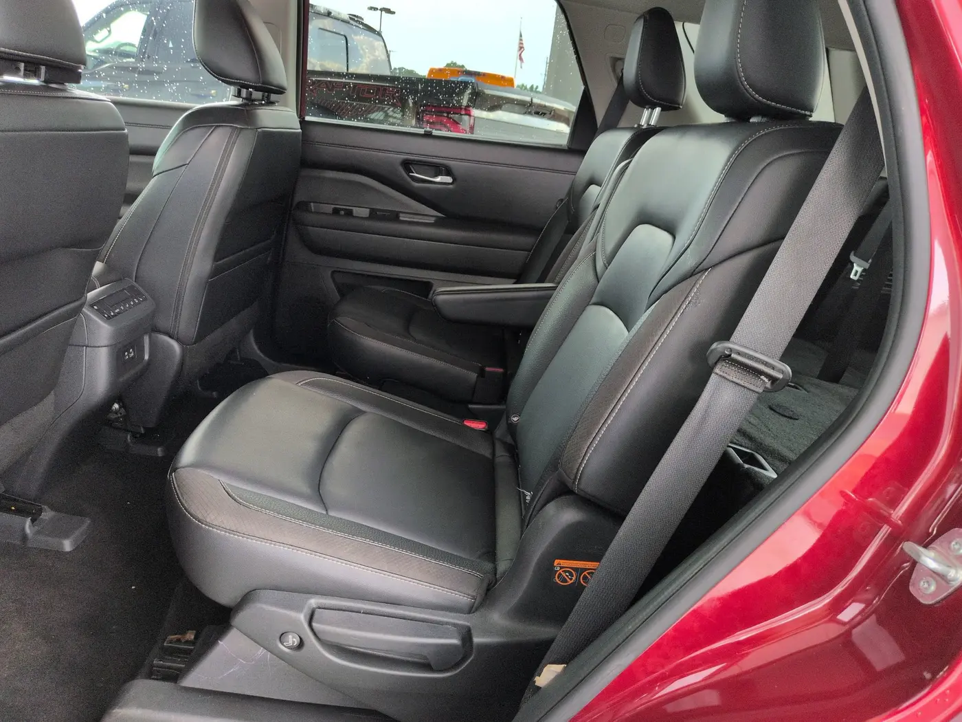 2024 Nissan Pathfinder - $29,995
