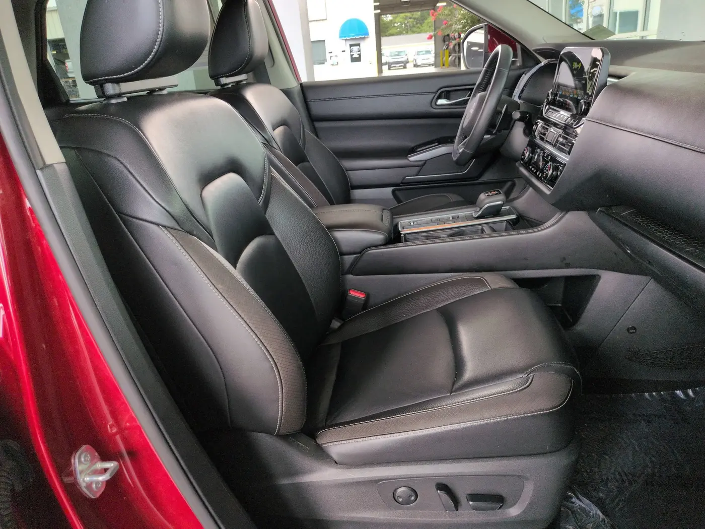 2024 Nissan Pathfinder - $29,995