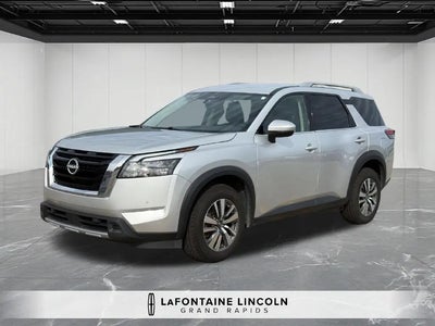 2025 Nissan Pathfinder AWD SL 4DR SUV