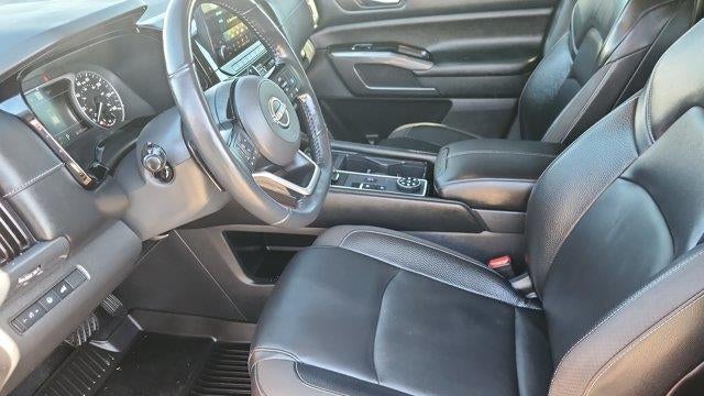 2022 Nissan Pathfinder SL