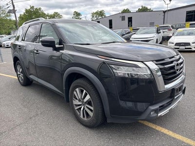 2022 Nissan Pathfinder AWD SL 4DR SUV