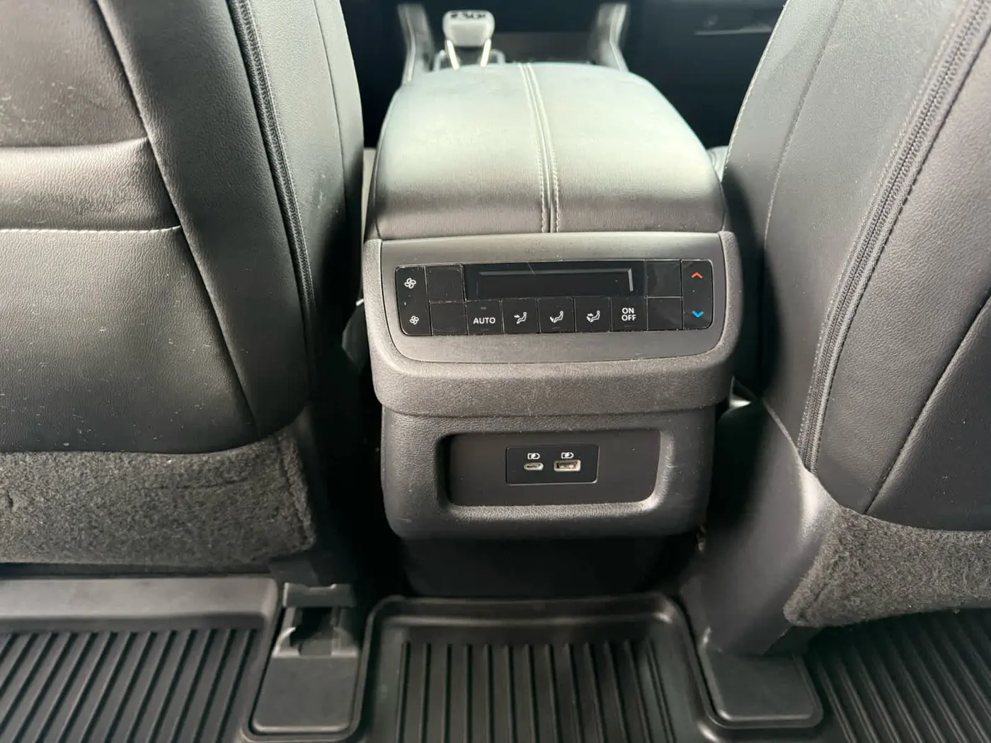 2023 Nissan Pathfinder - $27,999