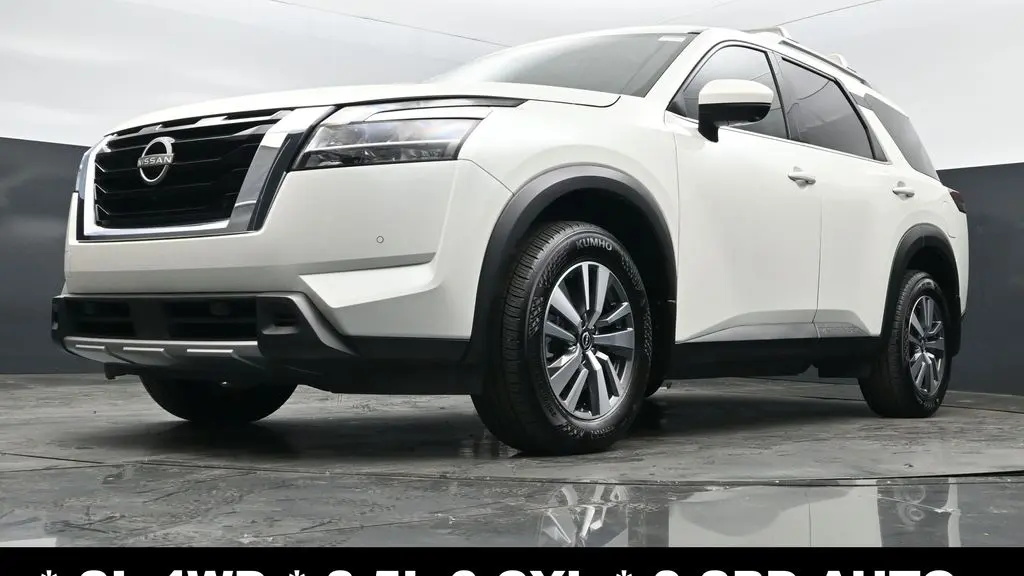 2023 Nissan Pathfinder SL