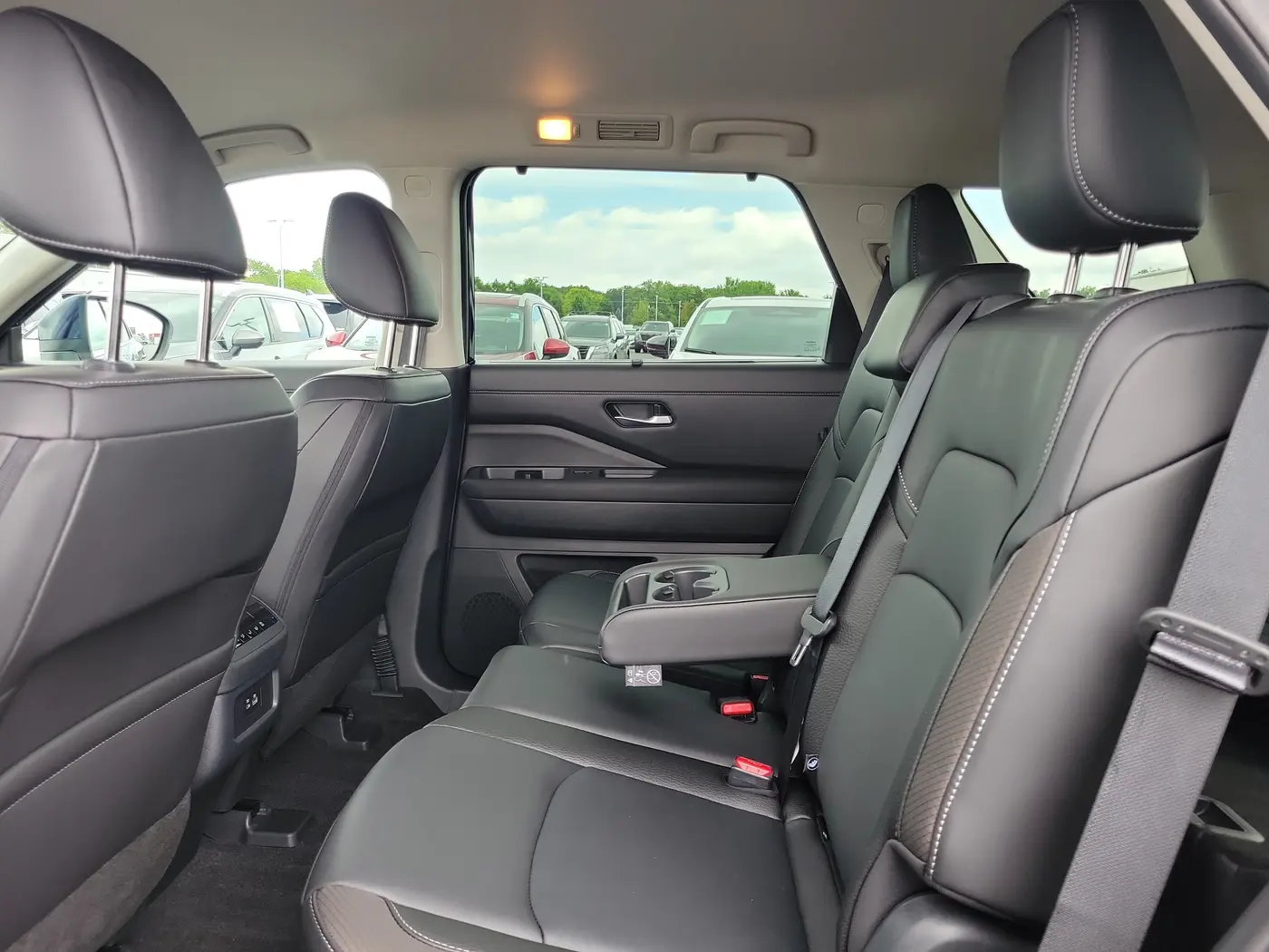 2025 Nissan Pathfinder - $39,500