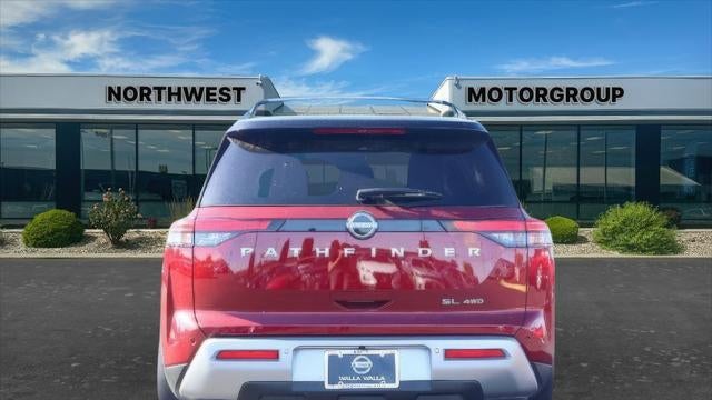 2025 Nissan Pathfinder SL