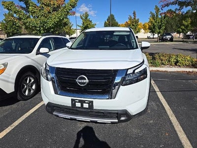 2025 Nissan Pathfinder AWD SL 4DR SUV