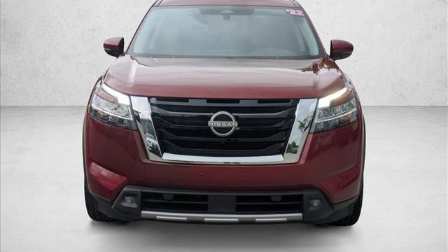 2022 Nissan Pathfinder SL