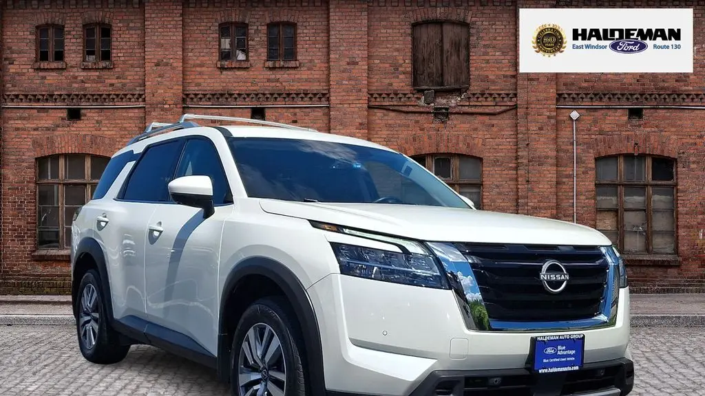 Preowned 2023 Nissan Pathfinder SL for Sale
