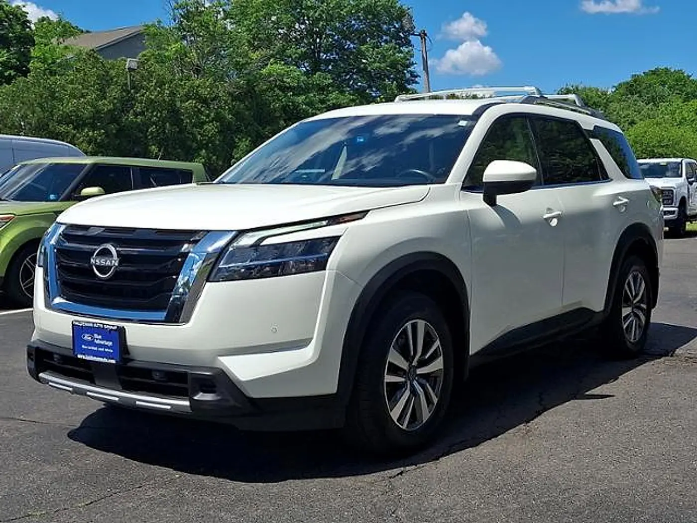 2023 Nissan Pathfinder - $34,698