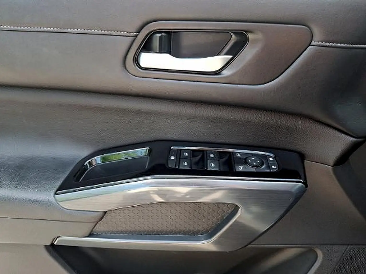 2023 Nissan Pathfinder - $34,698