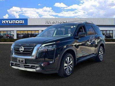 2023 Nissan Pathfinder AWD SL 4DR SUV