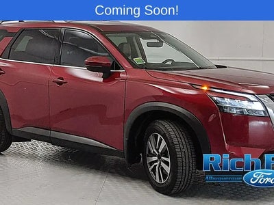 Photo of a 2024 Nissan Pathfinder AWD SL 4DR SUV for sale