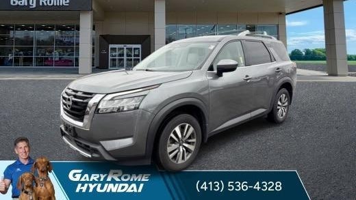 2024 Nissan Pathfinder SL