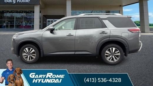 2024 Nissan Pathfinder SL